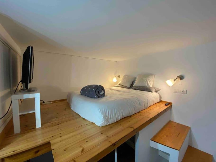 O Cerrulo Apartamento Centrico Pontedeume מראה חיצוני תמונה