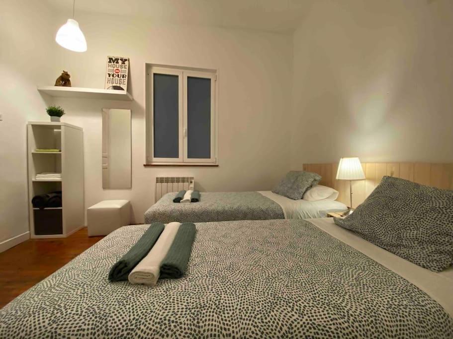 O Cerrulo Apartamento Centrico Pontedeume מראה חיצוני תמונה